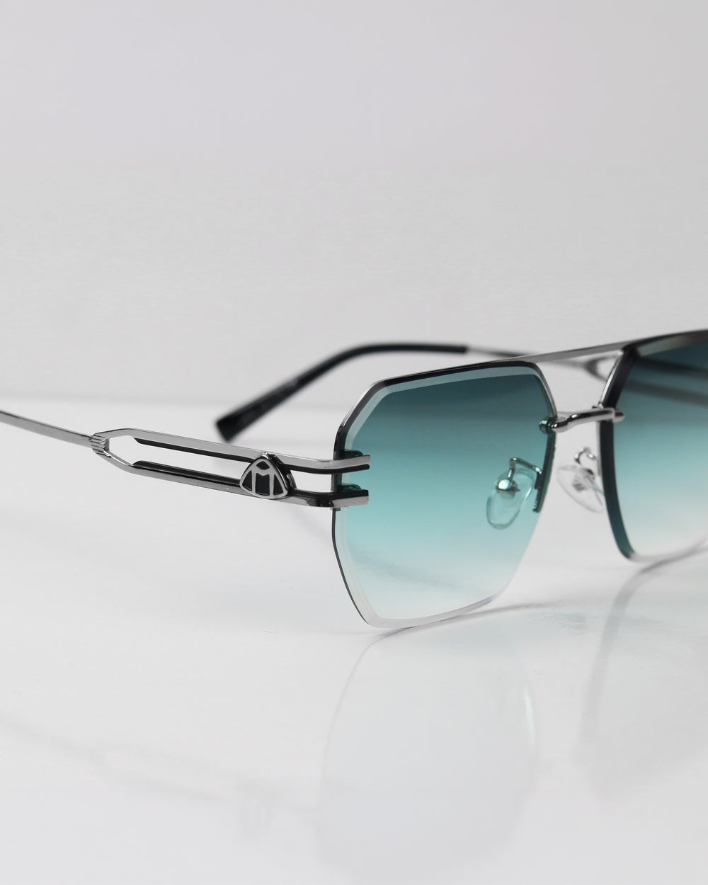 MAYBE Gümüş Mavi Çerçevesiz Güneş Gözlüğü